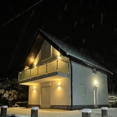 Vikendica Dijana Ramsko Jezero Holiday home *